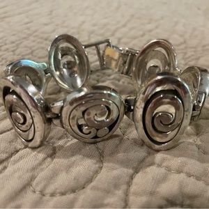Elegant Silver Swirl Bracelet